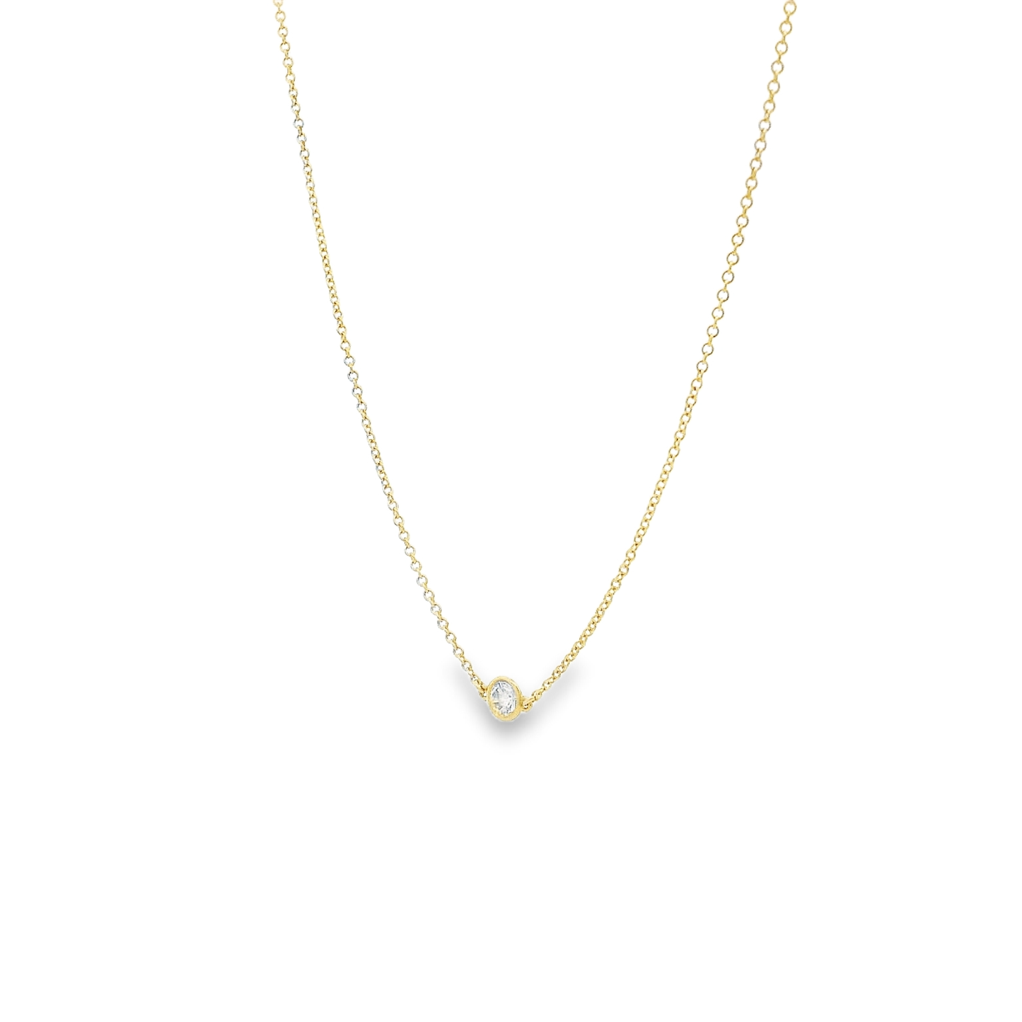 Elegant Gold Pendant Necklace