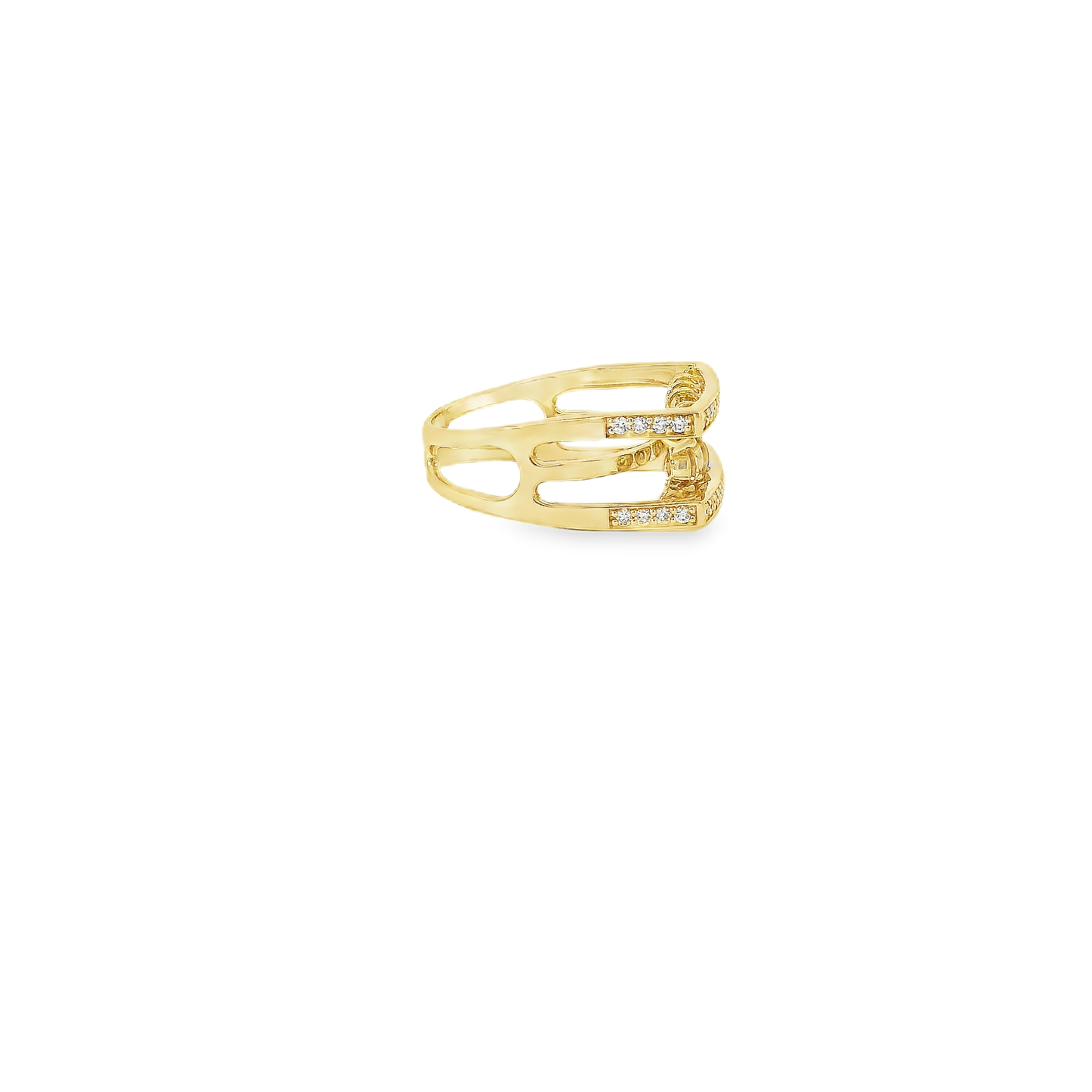 Elegant Gold and Diamond Ring