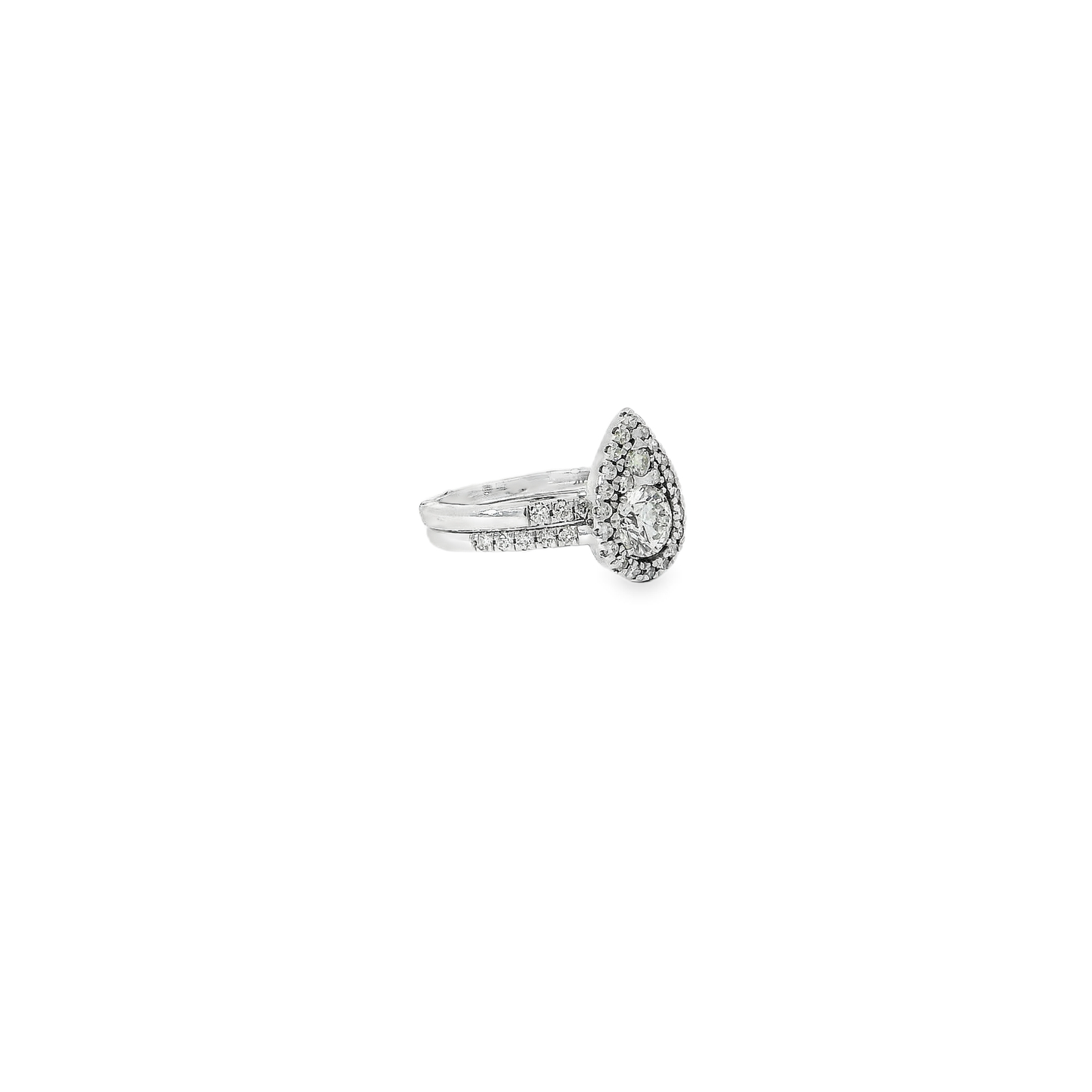 Elegant Pear-Shaped Diamond Ring