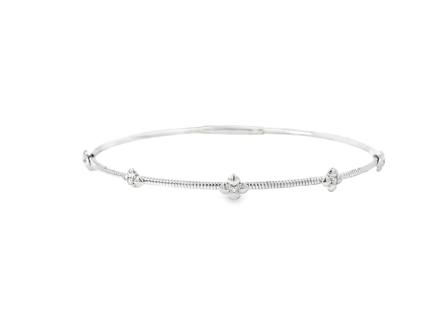 Elegant Gold Bangle Bracelet