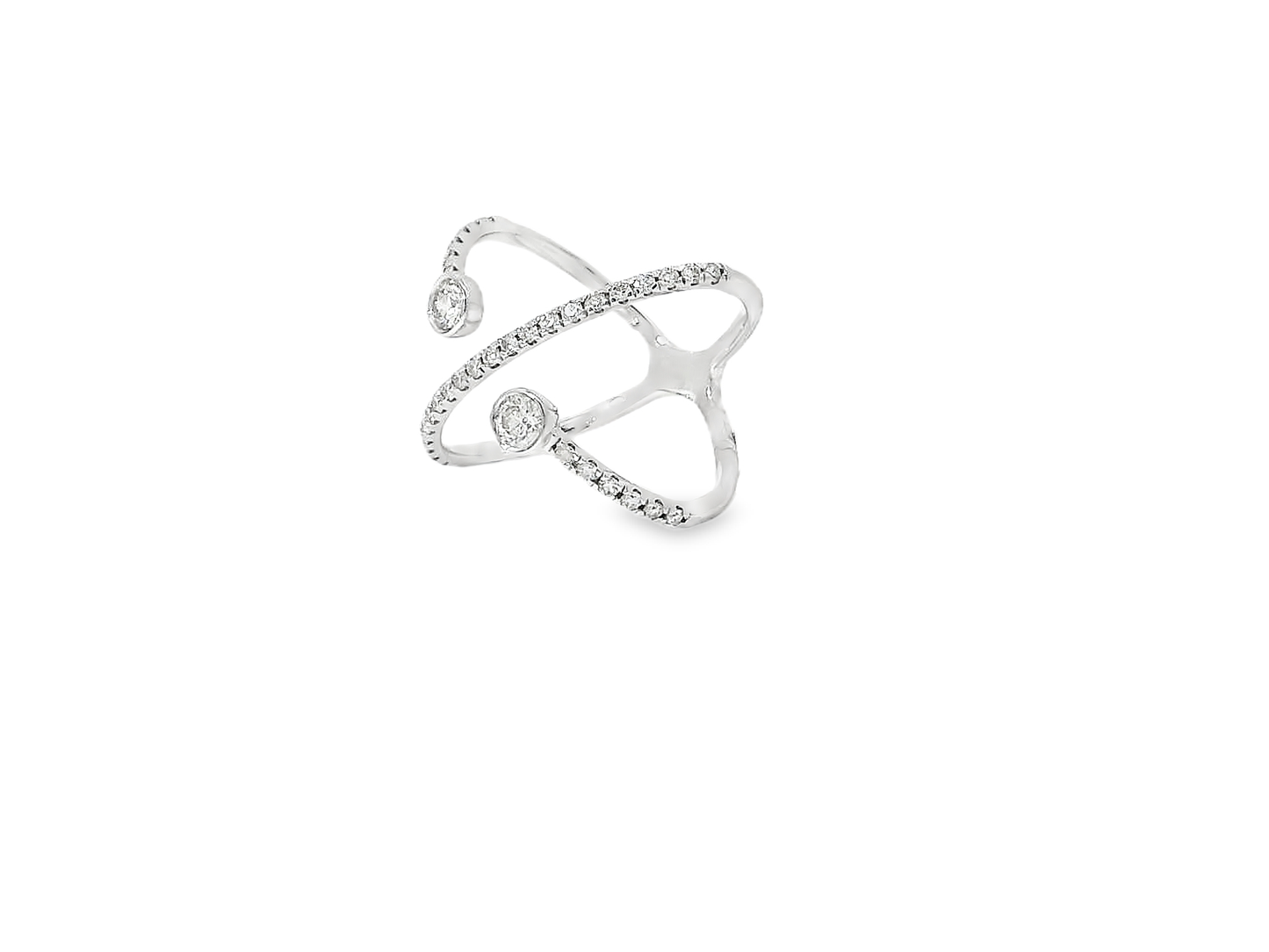 Elegant Cross-Design Ring