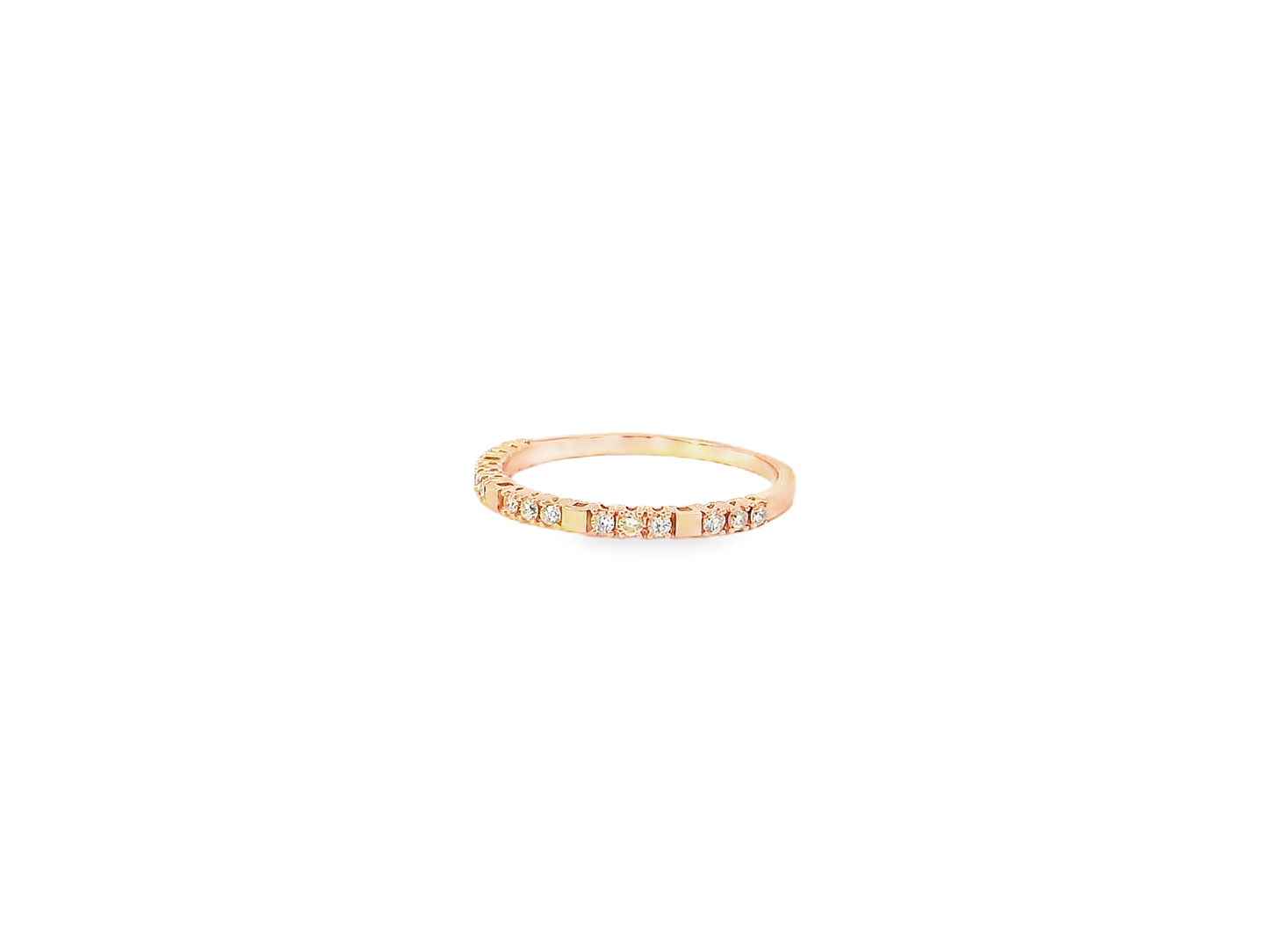 Elegant Gold Diamond Ring