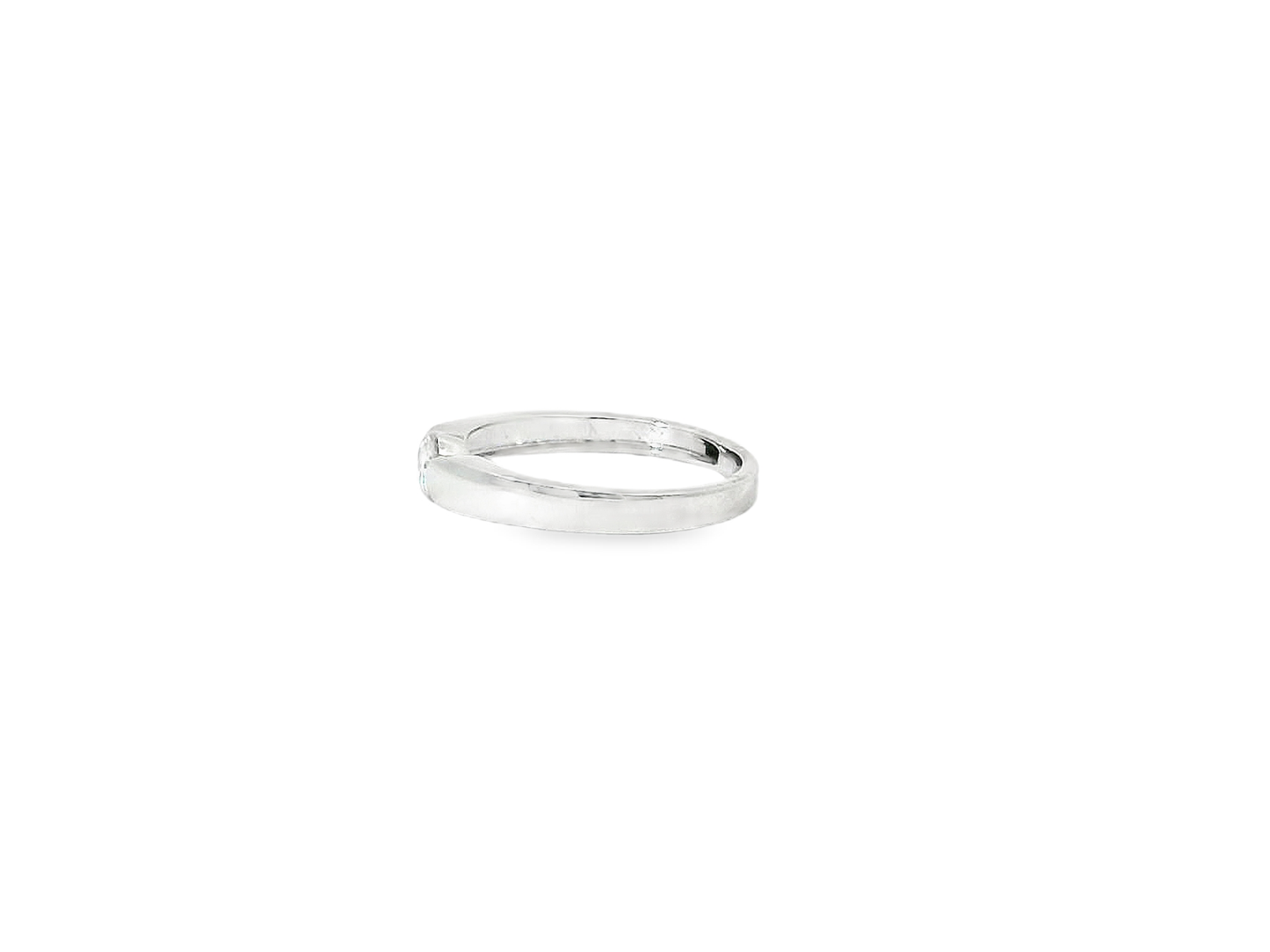 Elegant Gold Ring with Diamond