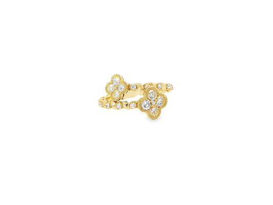 Elegant Gold Floral Ring