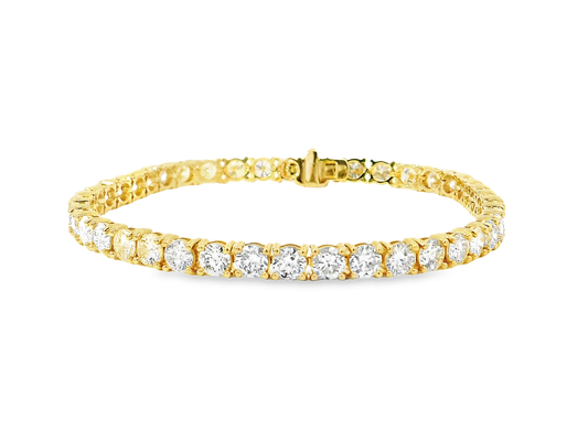 Elegant Gold Diamond Bracelet