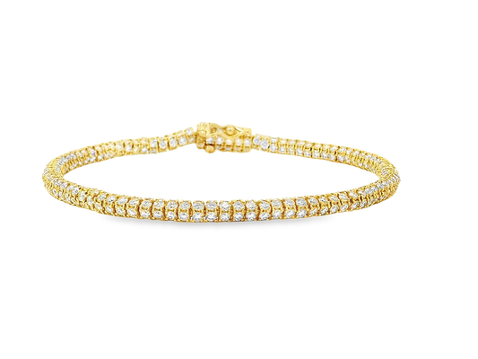 Elegant Gold Diamond Bracelet