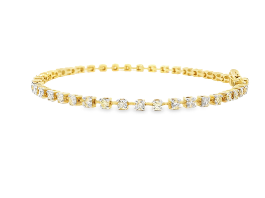 Elegant Gold Diamond Bracelet