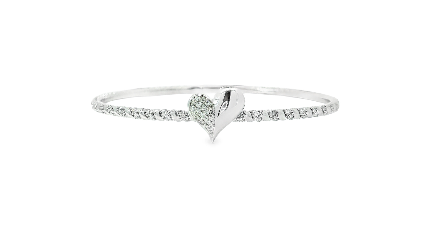 Elegant Gold Heart Bracelet