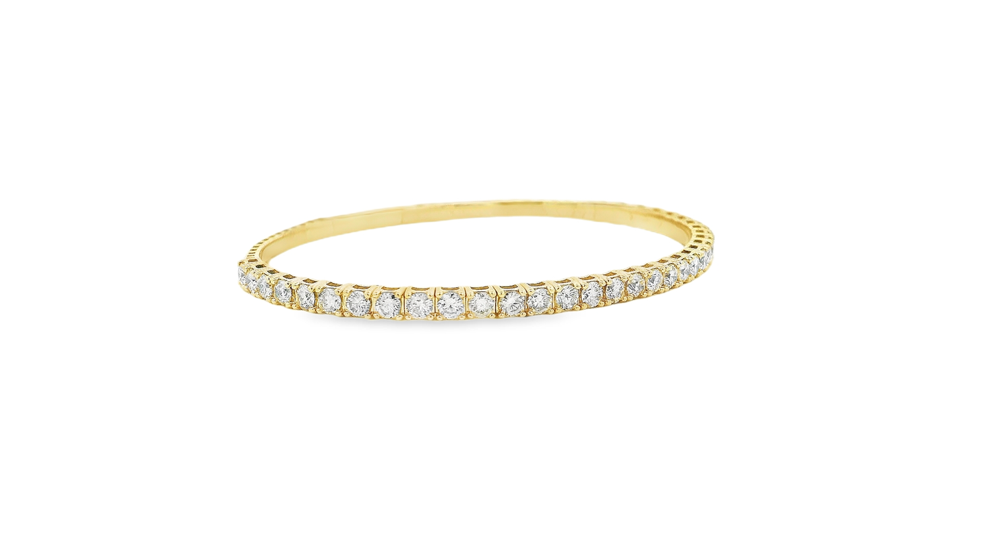 Elegant Gold Diamond Bracelet