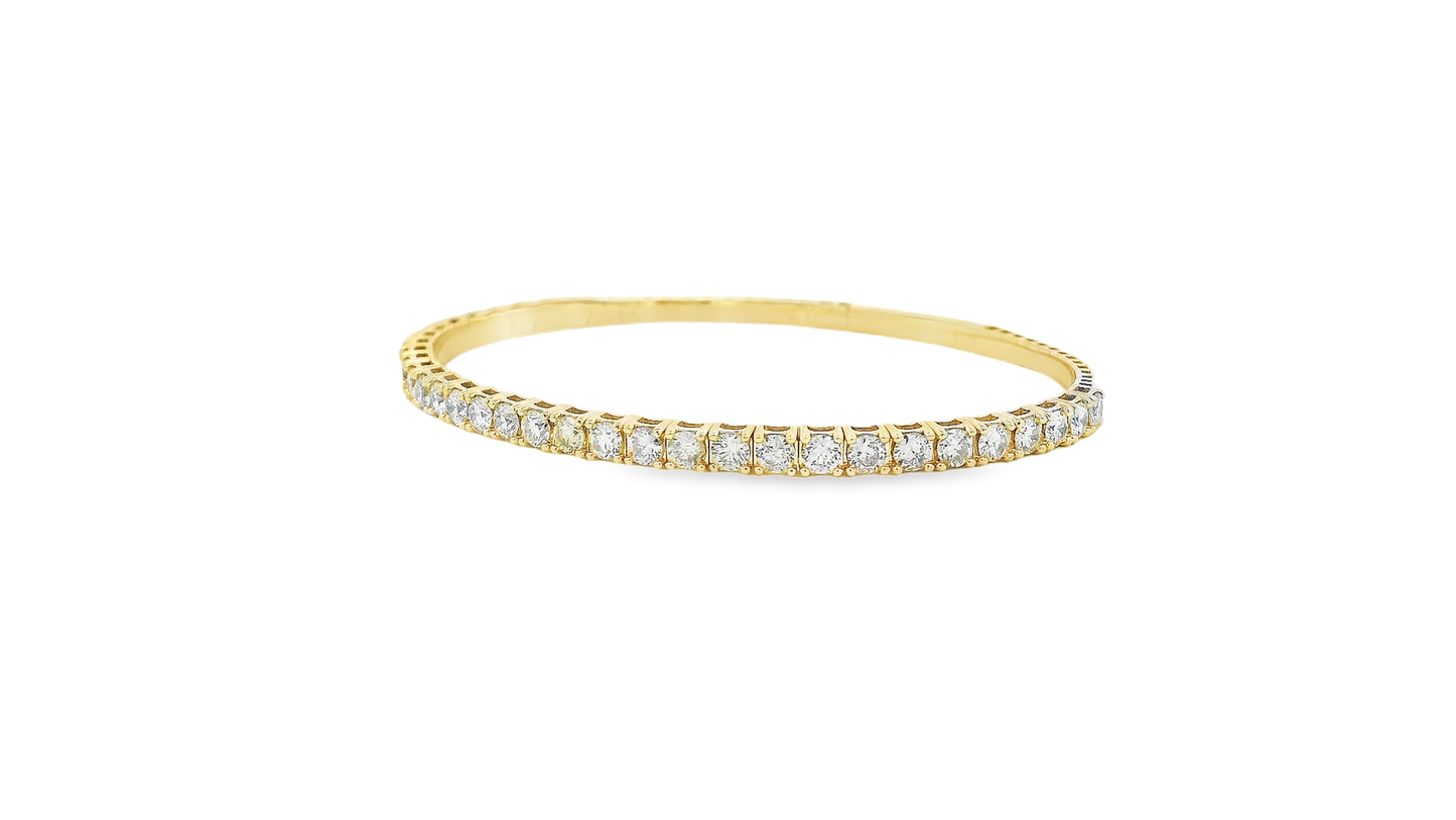 Elegant Gold Diamond Bracelet