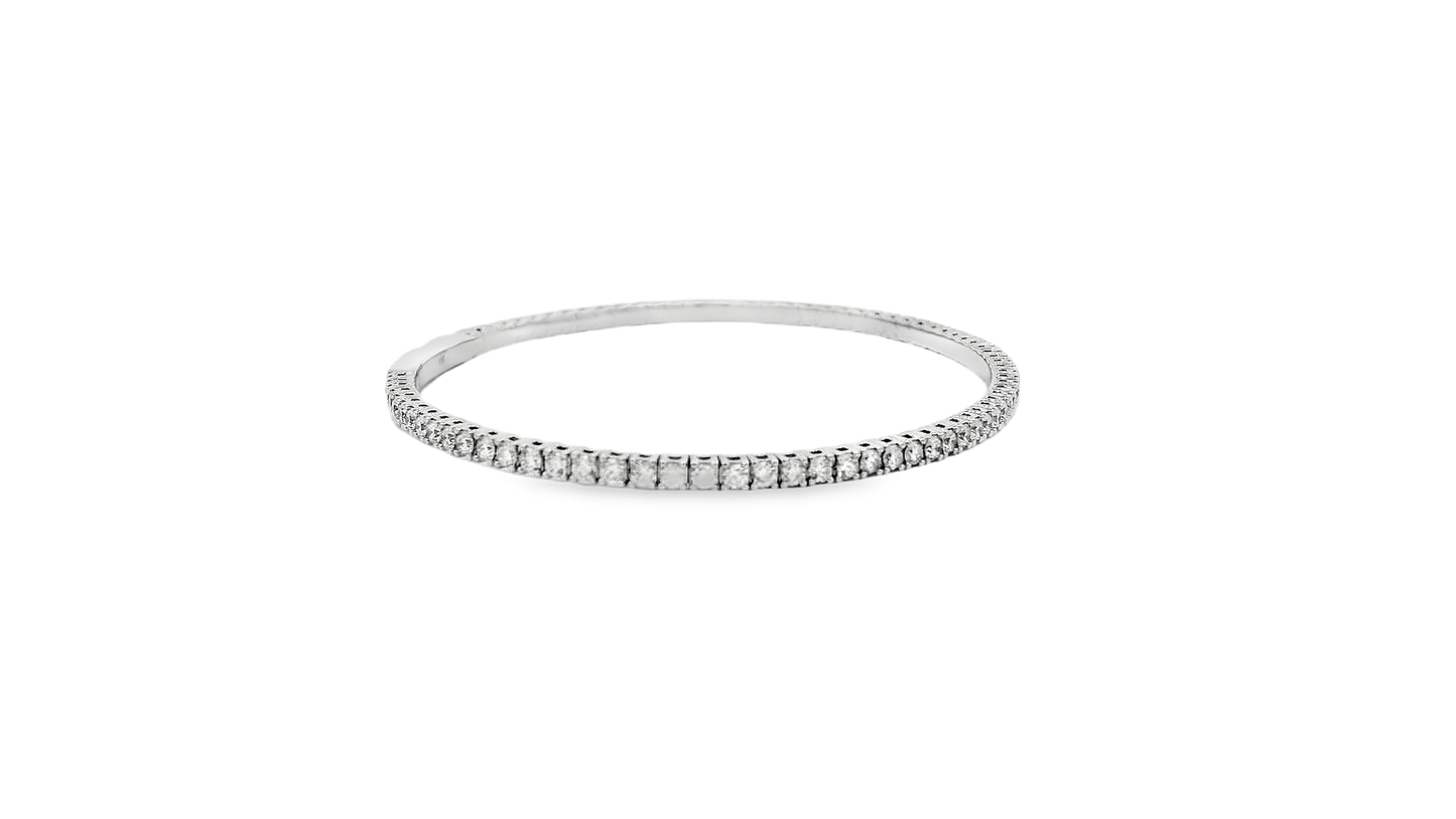 Elegant Diamond-Studded Bracelet