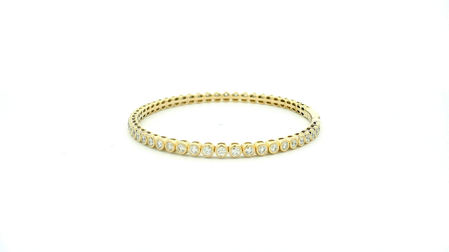Elegant Bracelet with Sparkling Details