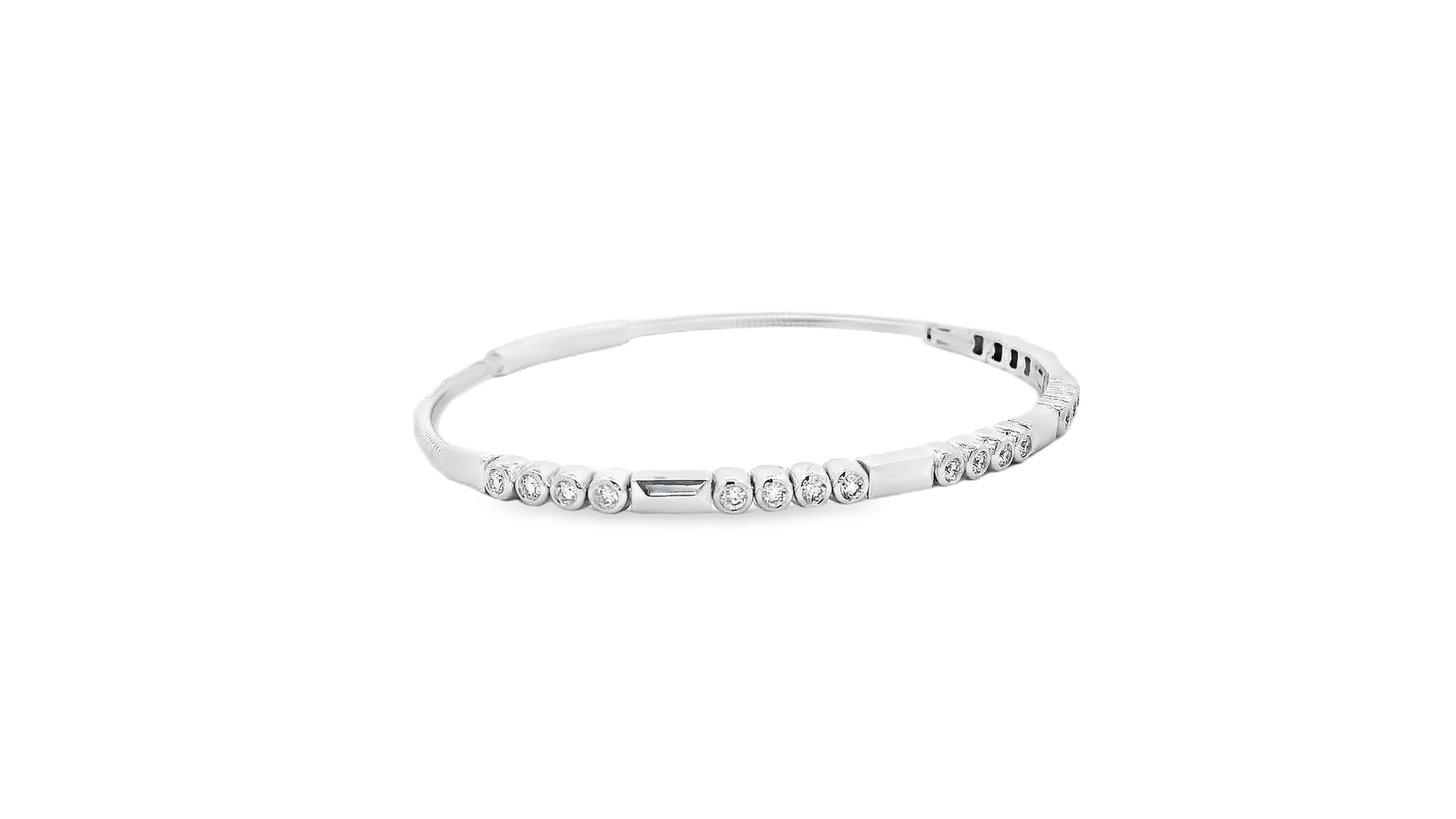 Elegant Silver Bracelet