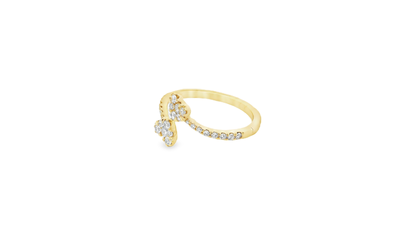 Elegant Diamond-Studded Ring