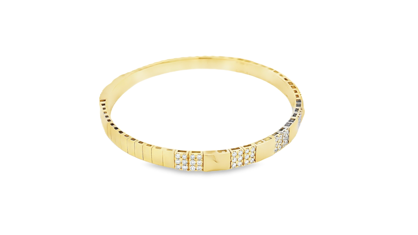 Elegant Bracelet with Sparkling Accents