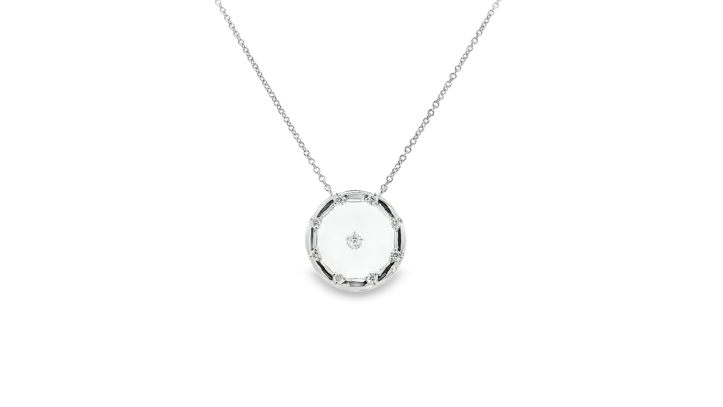 Elegant Oval Pendant Necklace