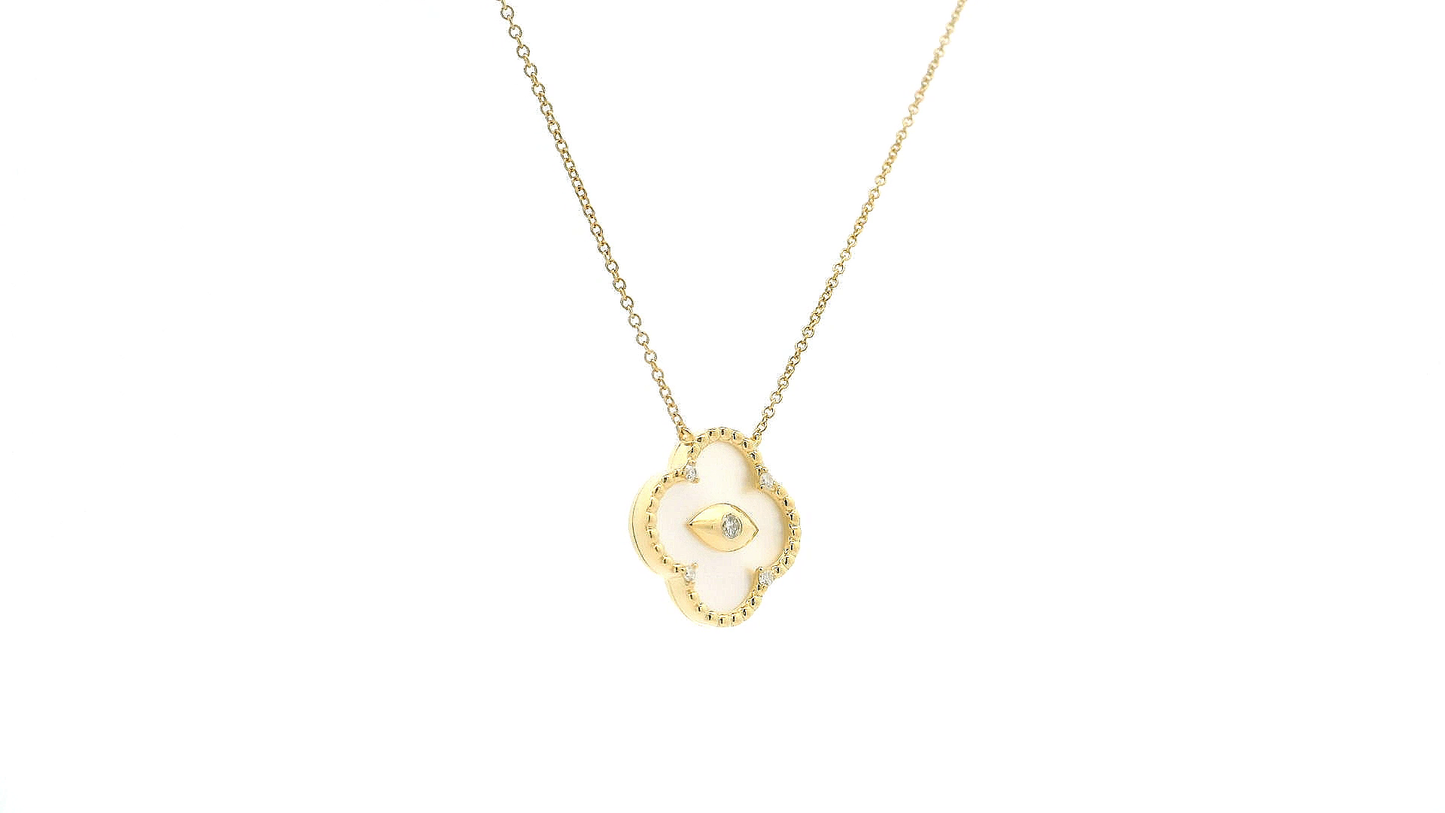 Elegant Gold Pendant Necklace