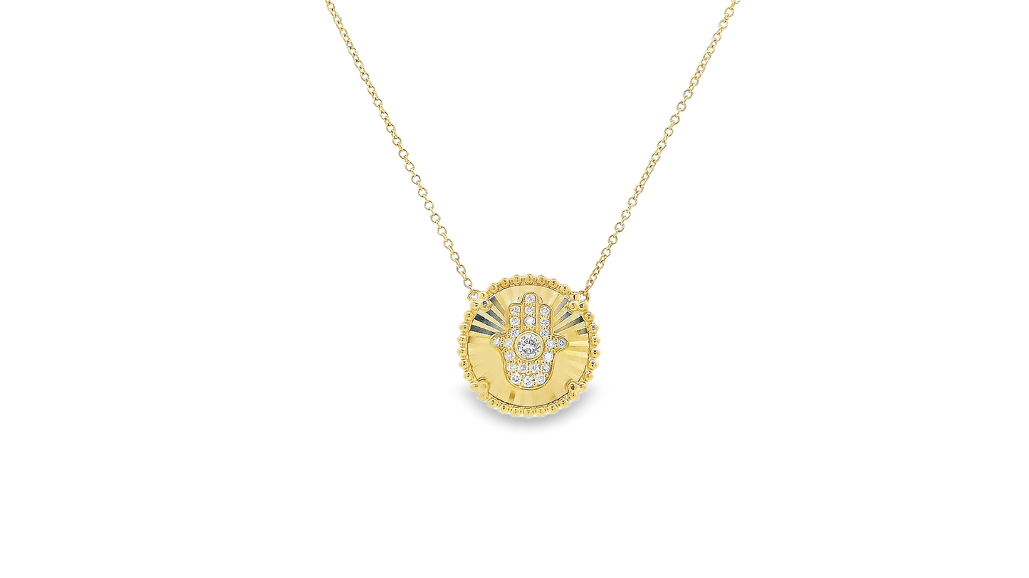 Elegant Gold Pendant with Eye & Hamza Design