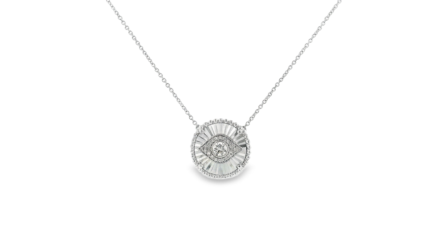 Elegant Gold Pendant with Eye & Hamza Design