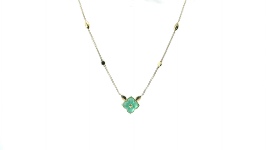 Elegant Cabochon Pendant Necklace