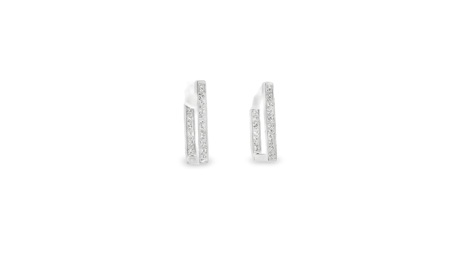 Elegant Earrings with Sparkling Details
