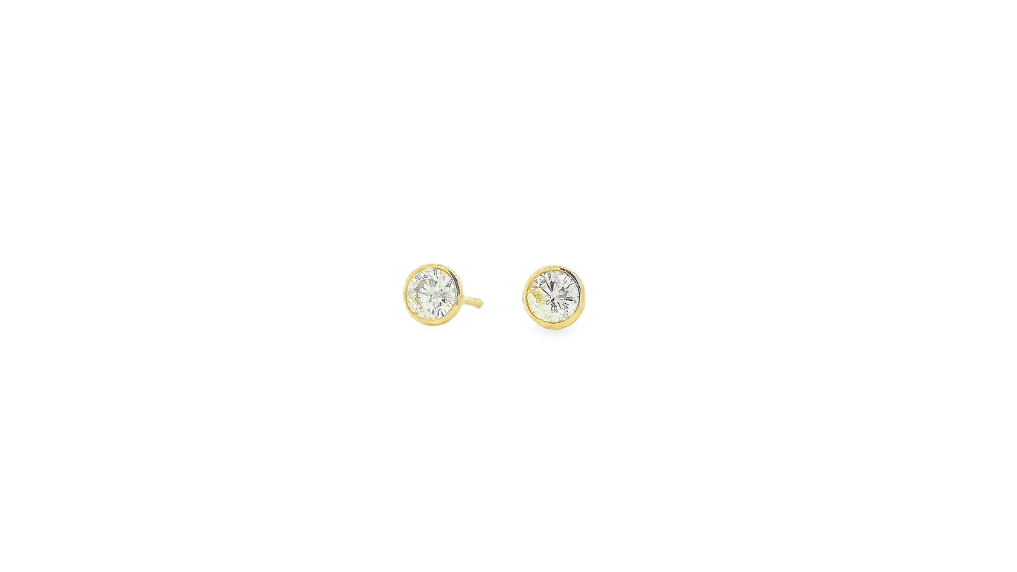Elegant Stud Earrings