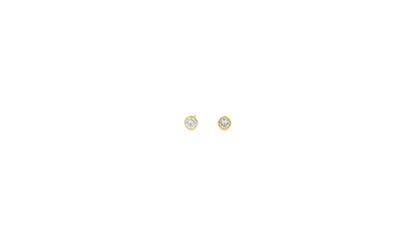 Elegant  Stud Earrings